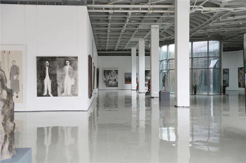 藝術與商業的交融 百年江蘇美術精品創作工程作品展張家港站啟幕，聯動建筑裝飾材料銷售新風尚